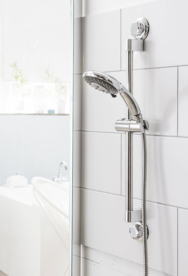 Barre de douche à ventouses argent "Bestlock" 3 Compactor