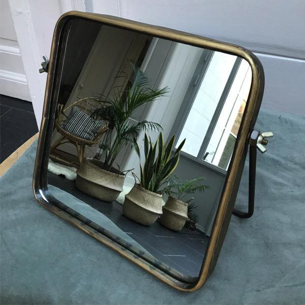 Miroir doré à poser