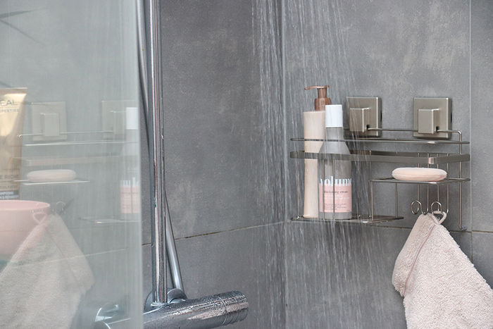 Tablette de douche avec porte-savon a ventouses 4