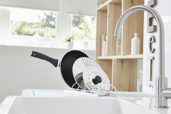 Egouttoir à vaisselles pour couvercles et poêles blanc 4 Compactor