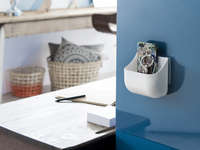 Boite murale auto-adhésive galbée "Hang It" petit modèle