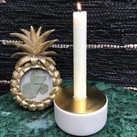 Bougeoir en marbre blanc