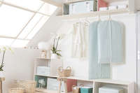 Housse courte pour vêtements verte "Daman"