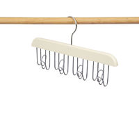 Cintre porte-ceintures beige "Belt"