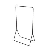 Portant noir en métal arrondi "Fyn"