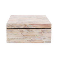 Boite rectangulaire nacrée rose "Haiphong" 