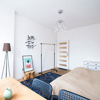 Portant noir à roulettes hauteur réglable "Range Eco"