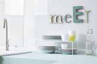 Tablette de rangement blanche pour cuisine